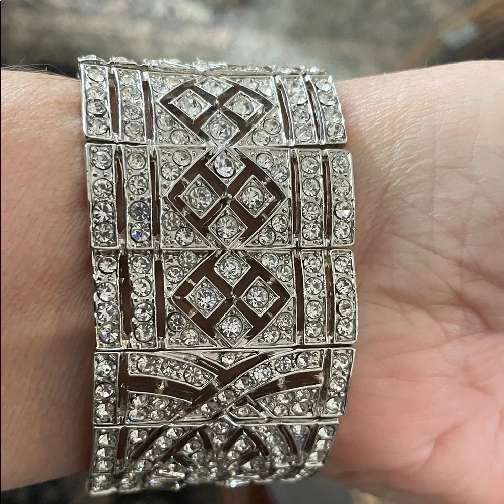 Silver Geometric Crystal Art Deco Cuff Stretch Bracelet - Picture 2 of 11